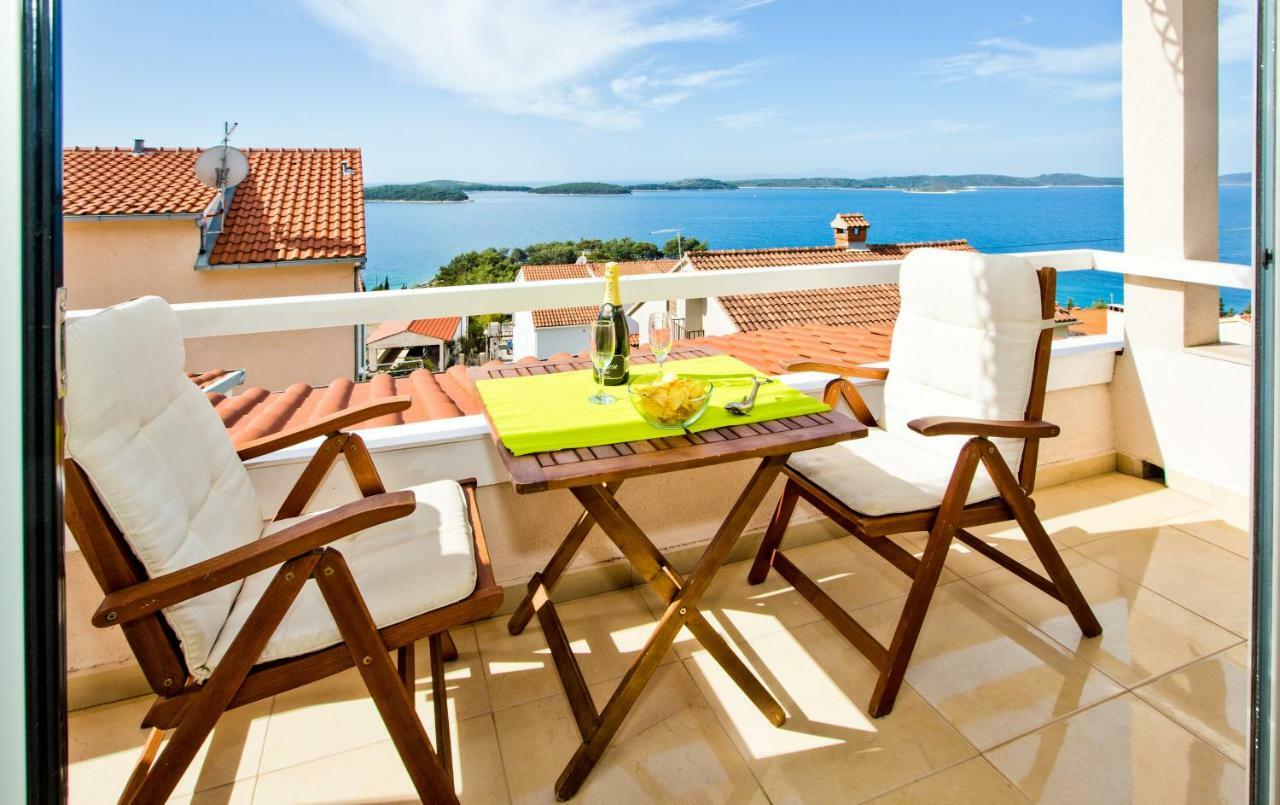 Apartments Tatjana Dominis Hvar Town Exterior foto