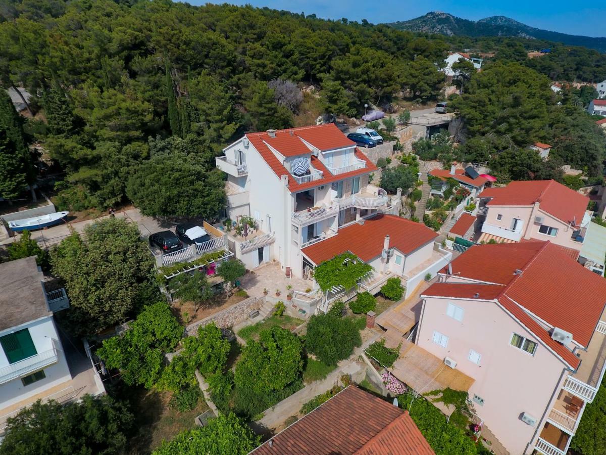 Apartments Tatjana Dominis Hvar Town Exterior foto